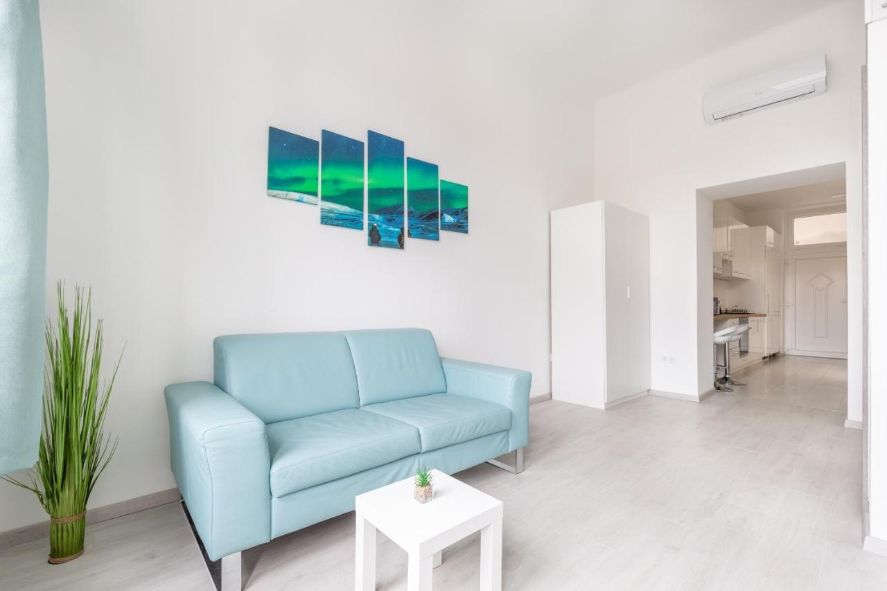 Aurora Borealis Apartment Budapest